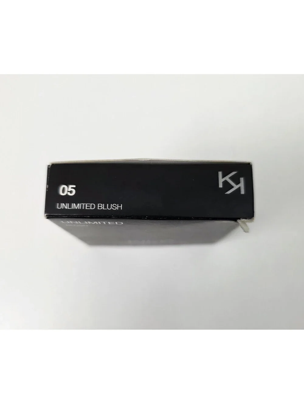 KIKO Milano 05 Unlimited Blush Long-Lasting Powder Blush With A Buildable Result